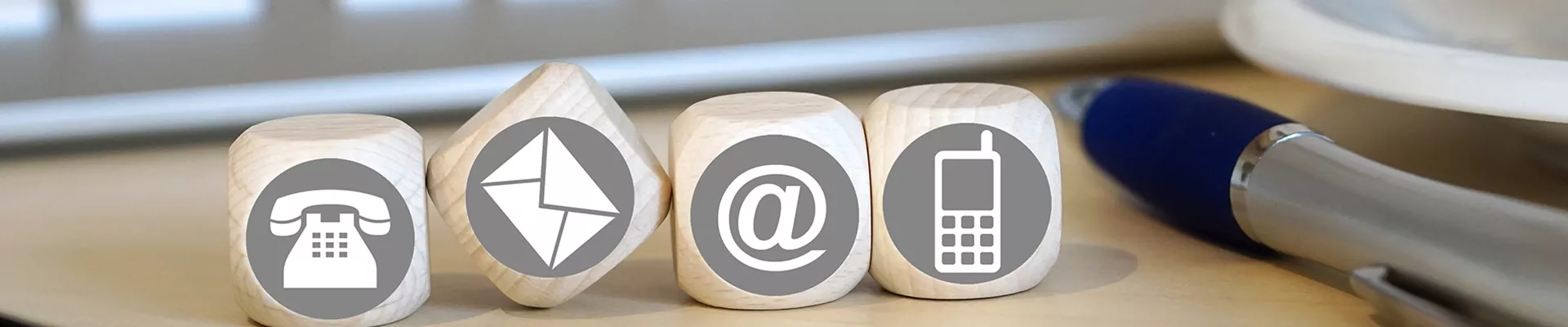 Lépjen kapcsolatba velünk